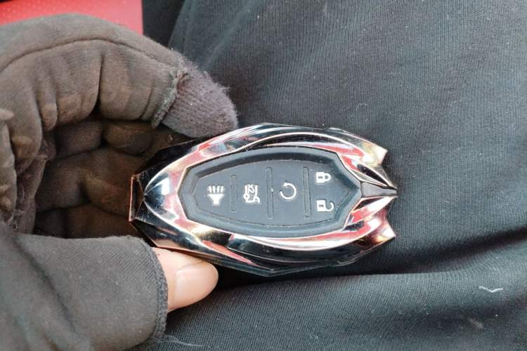Used Chevrolet Camaro 2017 2.0T RS Vehicle Key