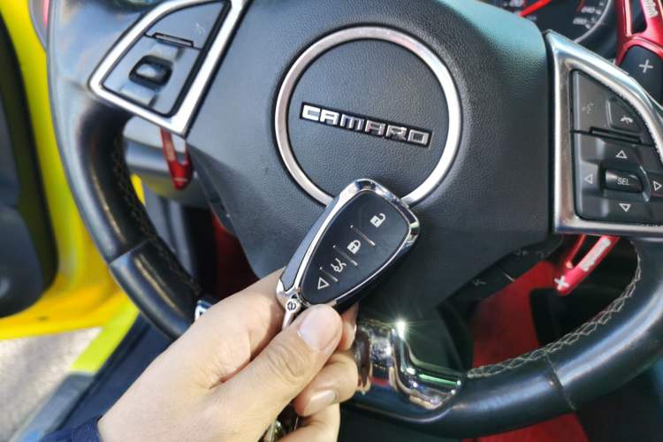 Used Chevrolet Camaro 2017 2.0T RS Vehicle Key
