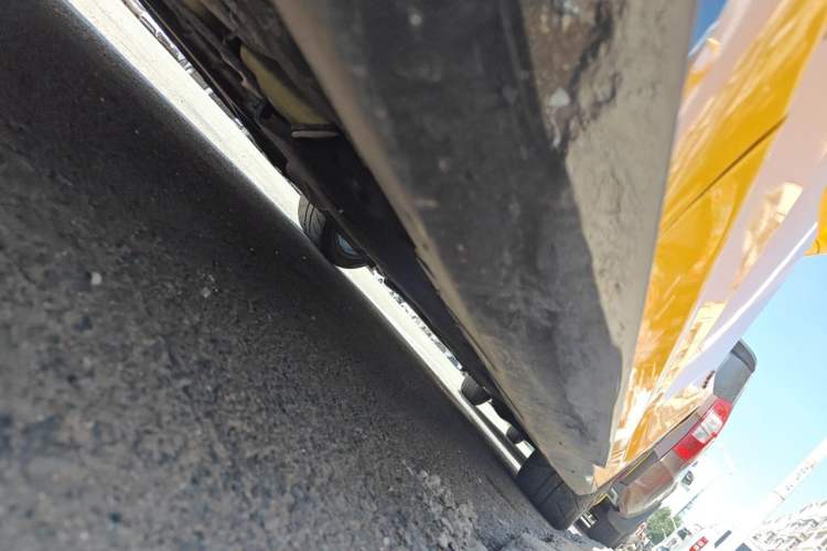 Used Chevrolet Camaro  Chassis Rear Right