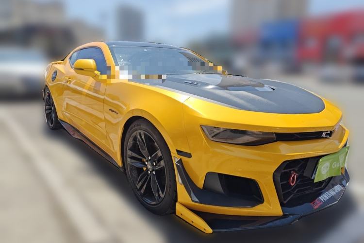 Used Chevrolet Camaro  Front Right 45 Deg