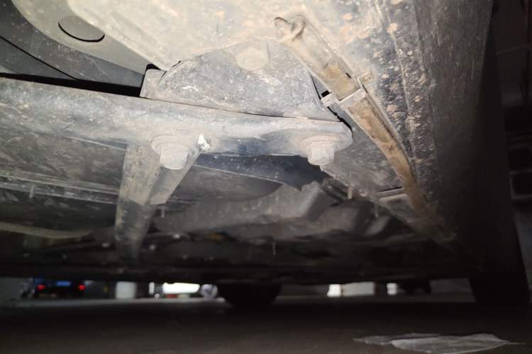 Used Chevrolet Camaro  Chassis Rear Right