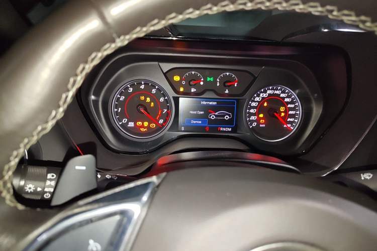 Used Chevrolet Camaro  Instrument Cluster