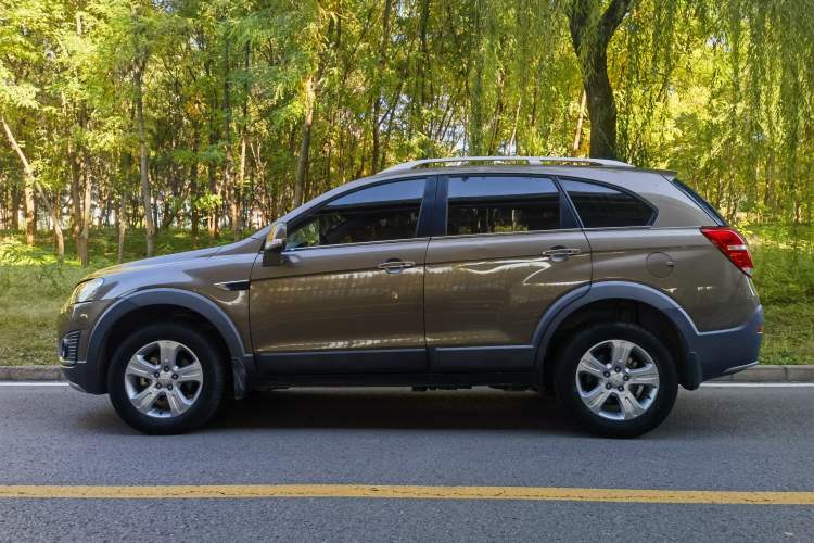 Used Chevrolet Captiva 2015 2.4L Two-Wheel Drive Urban Version 7 Seats Exterior 2