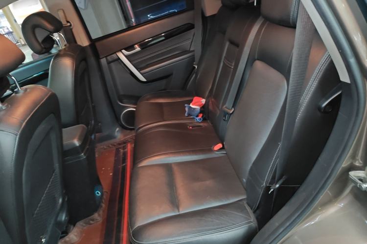 Used Chevrolet Captiva 2017 2.4L 4x4 Flagship Edition 7-Seater Left Rear Seat