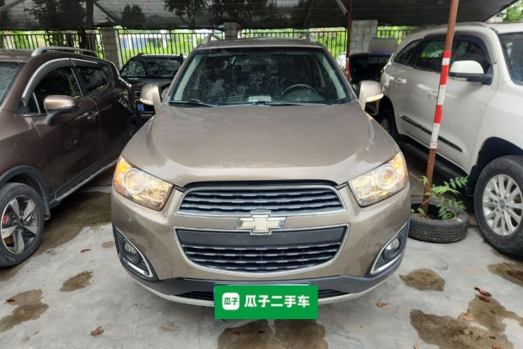 Used Chevrolet Captiva 2017 2.4L 4x4 Flagship Edition 7-Seater Exterior 1