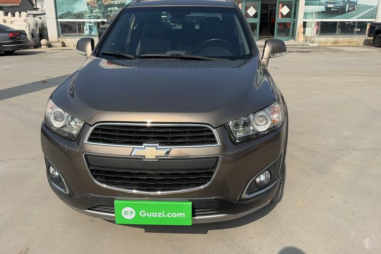 Used Chevrolet Captiva 2015 2.4L 4x4 Flagship Edition 7-Seater Exterior 1
