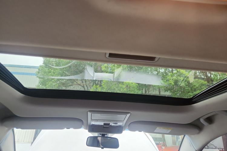 Used Chevrolet Captiva 2017 2.4L 4x4 Flagship Edition 7-Seater Headliner