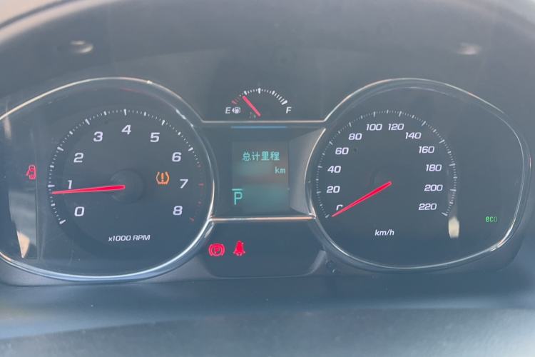 Used Chevrolet Captiva 2015 2.4L 4x4 Flagship Edition 7-Seater Instrument Cluster