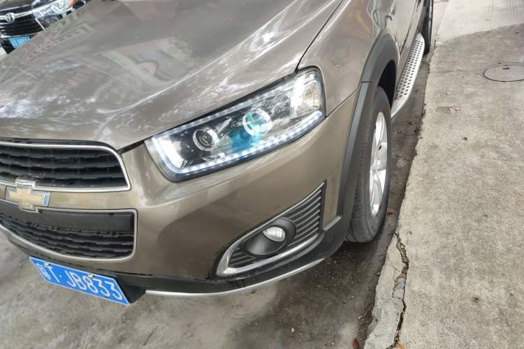Used Chevrolet Captiva 2015 2.4L Two-Wheel Drive Urban Version 7 Seats Left Front Headlight
