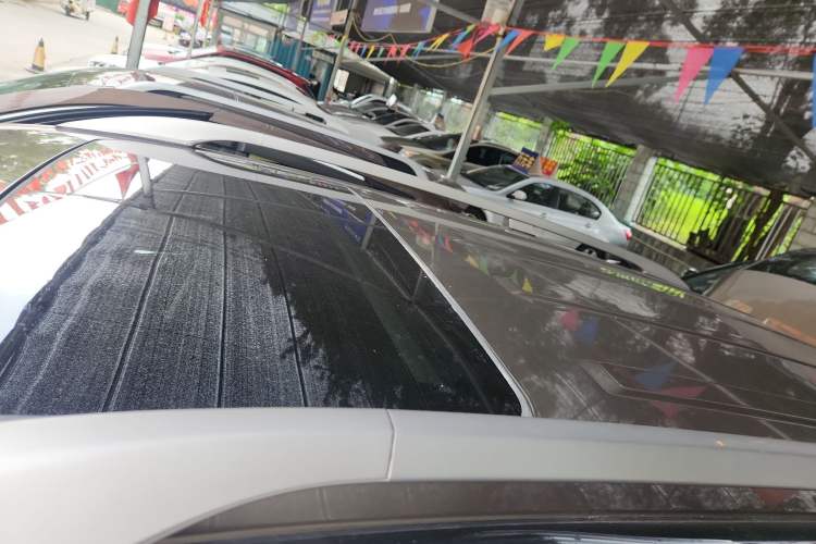 Used Chevrolet Captiva 2017 2.4L 4x4 Flagship Edition 7-Seater Roof
