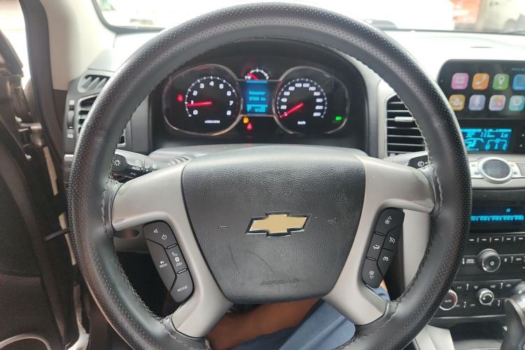 Used Chevrolet Captiva 2017 2.4L 4x4 Flagship Edition 7-Seater Steering Wheel
