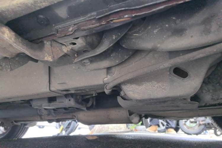 Used Chevrolet Captiva 2008 2.4 AT 7-Seater Luxury Version Chassis Rear Left