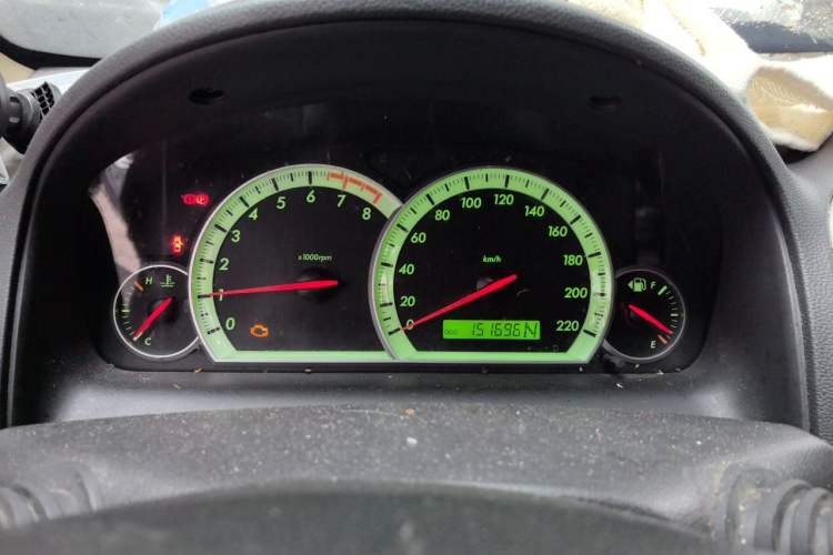 Used Chevrolet Captiva 2008 2.4 AT 7-Seater Luxury Version Instrument Cluster