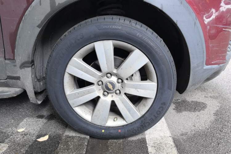 Used Chevrolet Captiva 2008 2.4 AT 7-Seater Luxury Version Right Front Wheel Hub