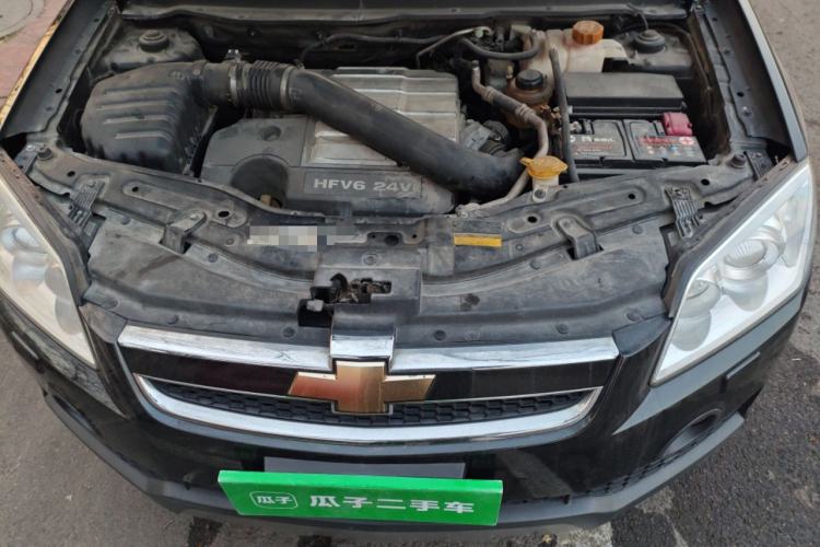 Used Chevrolet Captiva 2010 3.2 AT 7-Seater Flagship Edition Engine Bay