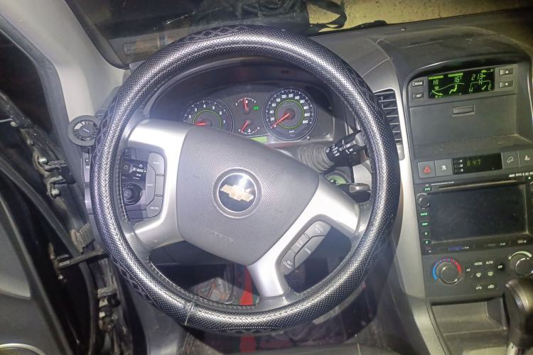 Used Chevrolet Captiva 2010 3.2 AT 7-Seater Flagship Edition Steering Wheel