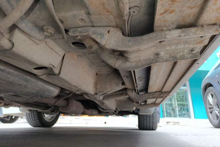 Used Chevrolet Captiva 2010 3.2 AT 7-Seater Flagship Edition Chassis Rear Right