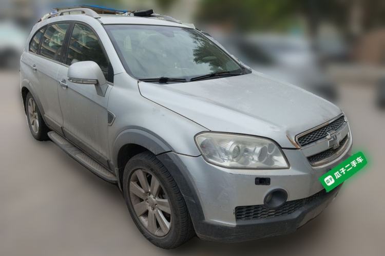 Used Chevrolet Captiva 2010 3.2 AT 7-Seater Flagship Edition Front Right 45 Deg
