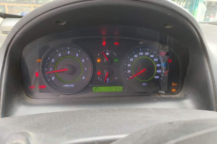 Used Chevrolet Captiva 2010 3.2 AT 7-Seater Flagship Edition Instrument Cluster