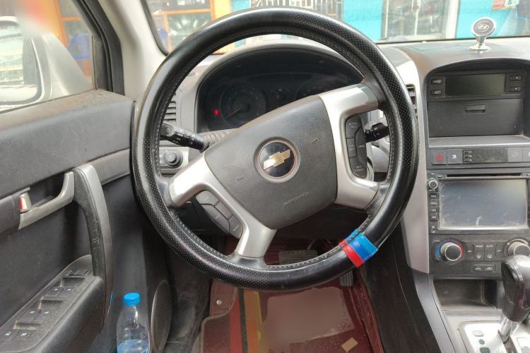 Used Chevrolet Captiva 2010 3.2 AT 7-Seater Flagship Edition Steering Wheel
