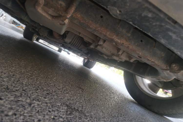 Used Chevrolet Captiva 2011 2.4 AT 5-Seater Comfort Edition Chassis Front