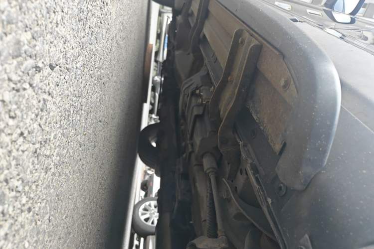 Used Chevrolet Captiva 2011 2.4 AT 7-Seater Luxury Edition Chassis Rear Left