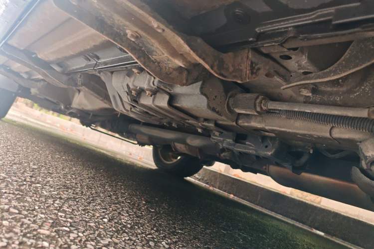 Used Chevrolet Captiva 2011 2.4 AT 5-Seater Comfort Edition Chassis Rear Left