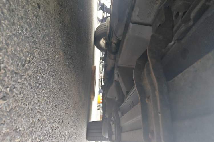 Used Chevrolet Captiva 2011 2.4 AT 7-Seater Luxury Edition Chassis Rear Right