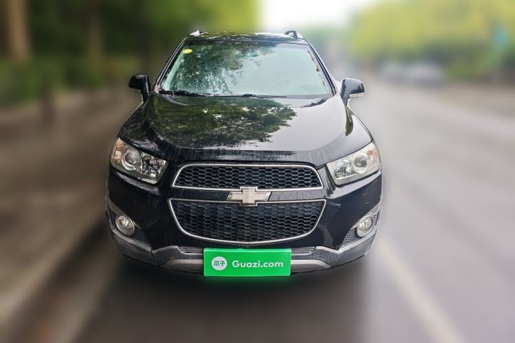 Used Chevrolet Captiva 2011 2.4 AT 5-Seater Comfort Edition Front