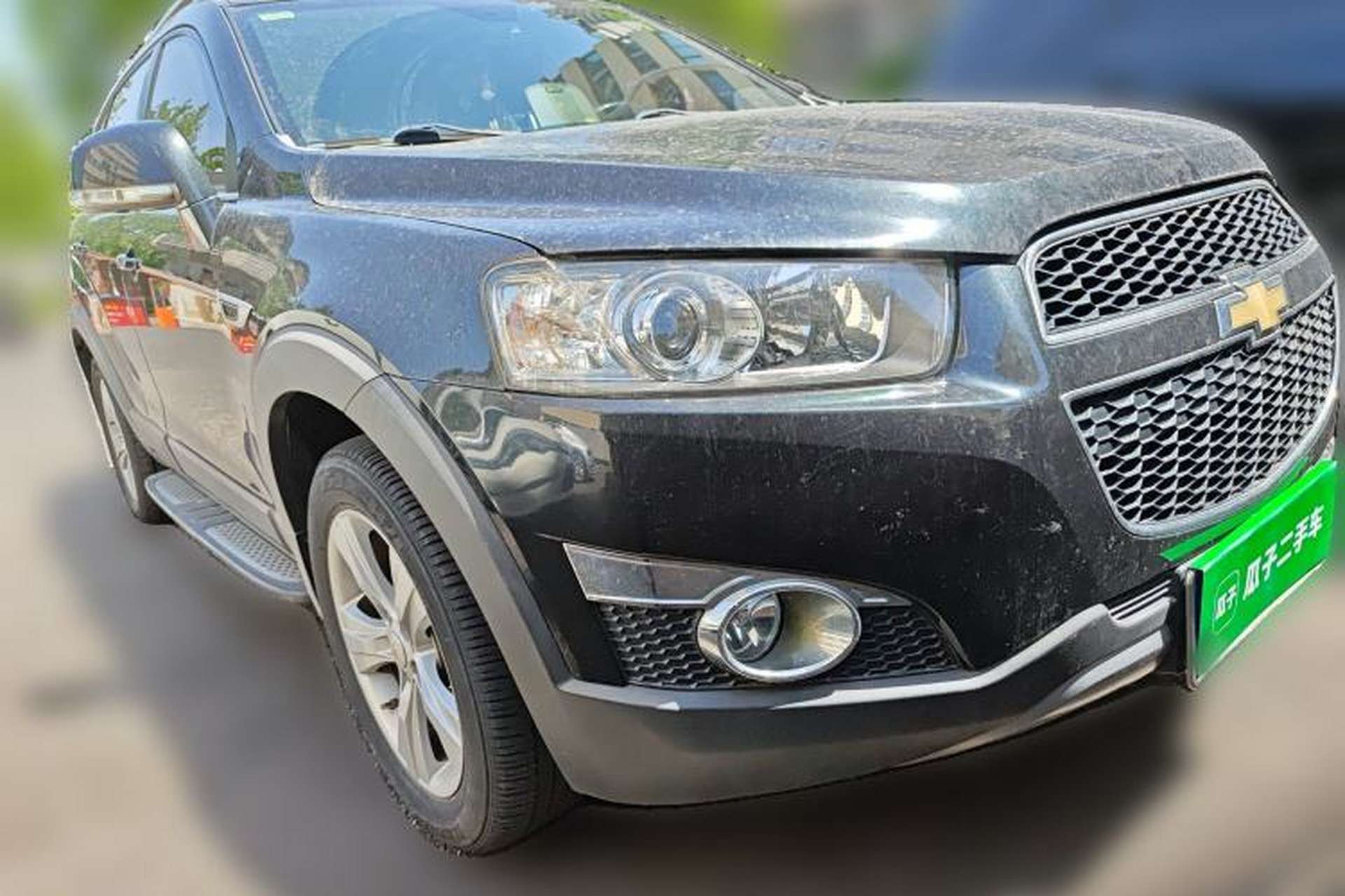 Used Chevrolet Captiva 2011 2.4 AT 7-Seater Luxury Edition Front Right 45 Deg