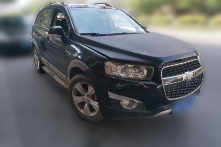 Used Chevrolet Captiva 2011 2.4 AT 5-Seater Comfort Edition Front Right 45 Deg