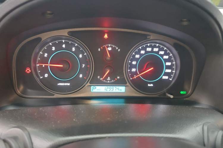 Used Chevrolet Captiva 2011 2.4 AT 5-Seater Comfort Edition Instrument Cluster