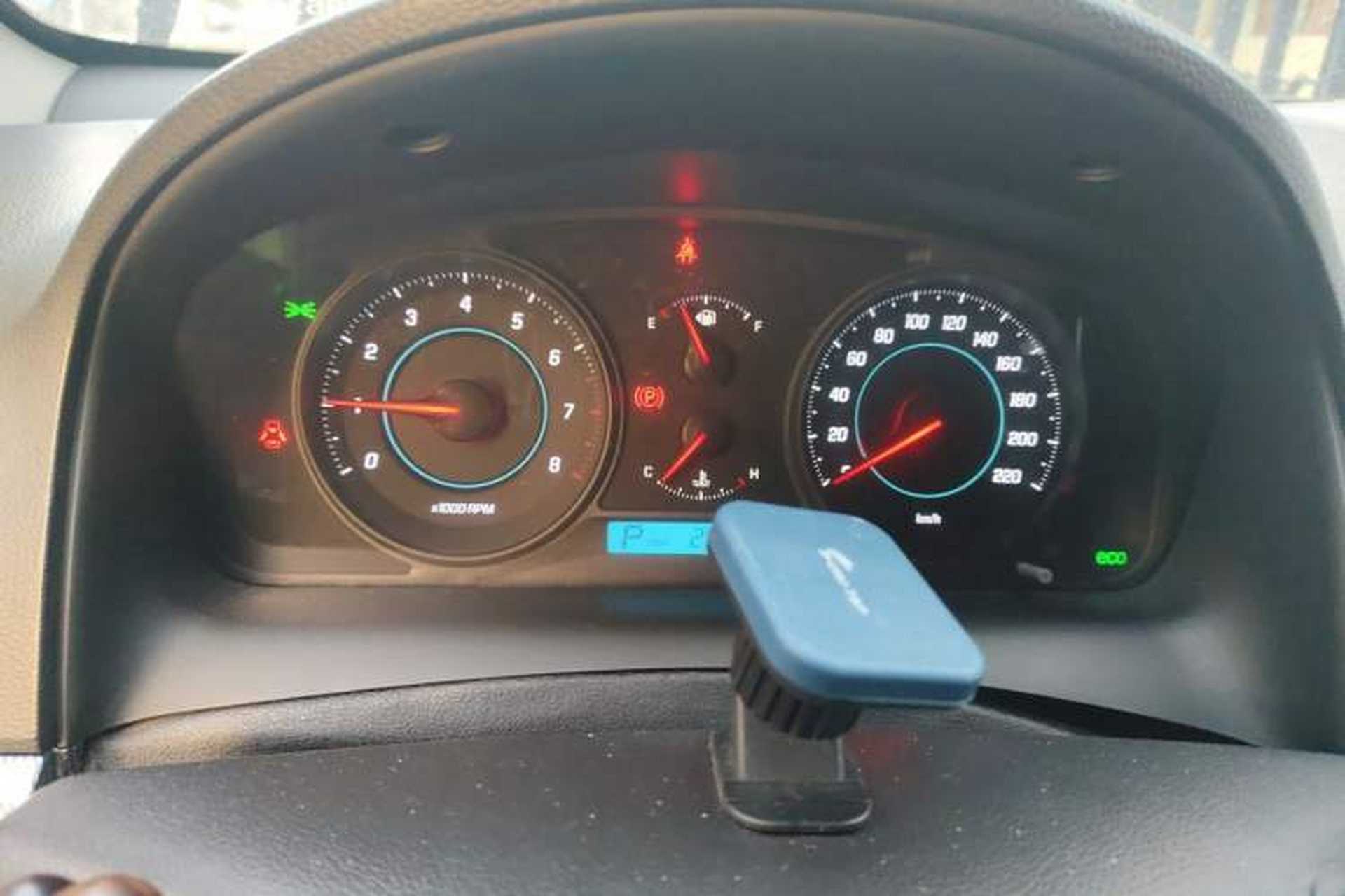 Used Chevrolet Captiva 2011 2.4 AT 7-Seater Luxury Edition Instrument Cluster