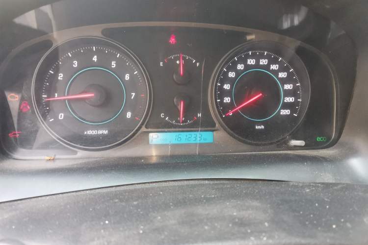 Used Chevrolet Captiva 2011 2.4 AT 5-Seater Comfort Edition Instrument Cluster