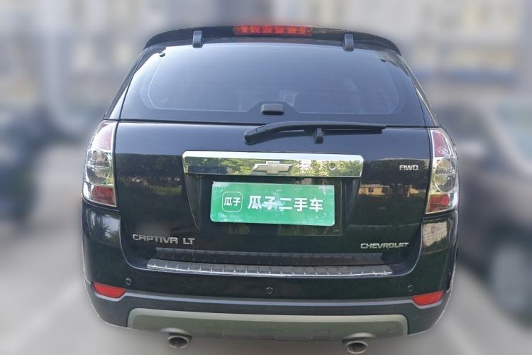 Used Chevrolet Captiva 2011 2.4 AT 7-Seater Luxury Edition Rear