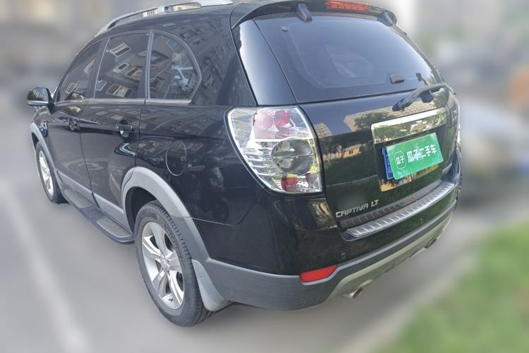 Used Chevrolet Captiva 2011 2.4 AT 7-Seater Luxury Edition Rear Left 45 Deg
