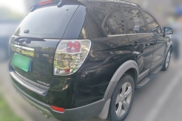 Used Chevrolet Captiva 2011 2.4 AT 7-Seater Luxury Edition Rear Right 45 Deg