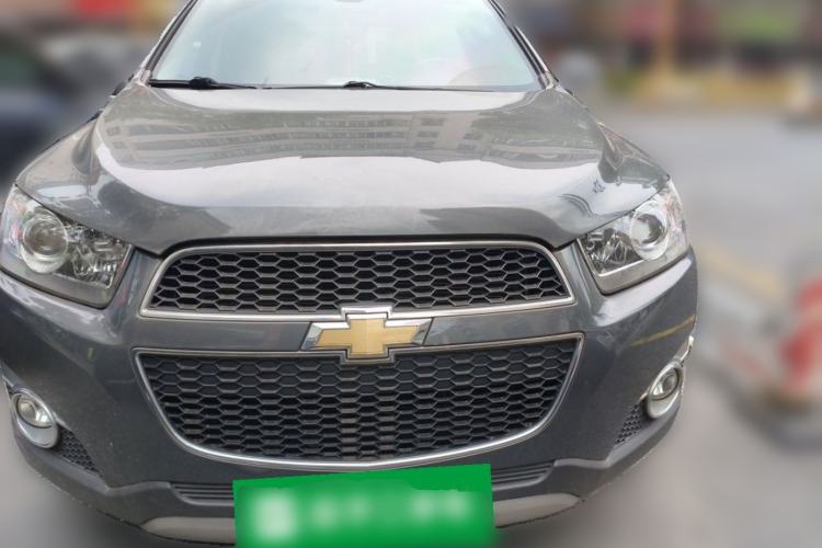 Used Chevrolet Captiva 2011 2.4 AT 7-Seater Luxury Navigation Edition Front