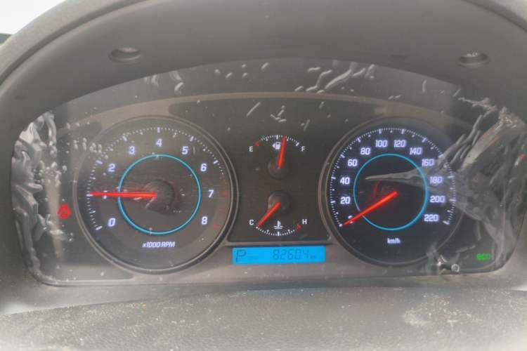 Used Chevrolet Captiva 2011 2.4 AT 7-Seater Luxury Navigation Edition Instrument Cluster