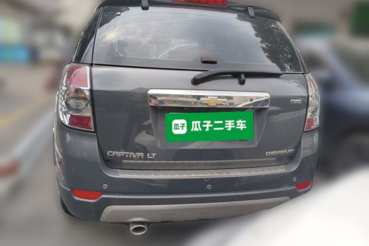 Used Chevrolet Captiva 2011 2.4 AT 7-Seater Luxury Navigation Edition Rear