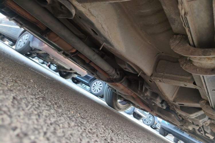 Used Chevrolet Captiva 2011 2.4 AT 7-Seater Luxury Edition Chassis Front Left