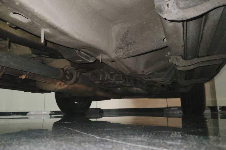 Used Chevrolet Captiva 2011 2.4 AT 5-Seater Comfort Edition Chassis Front Left