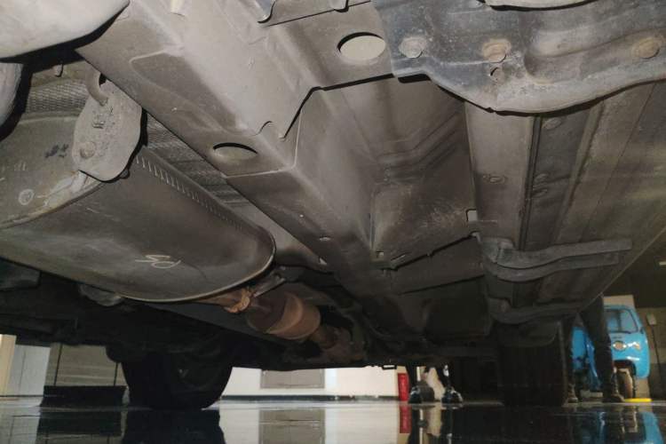 Used Chevrolet Captiva 2011 2.4 AT 5-Seater Comfort Edition Chassis Rear Right