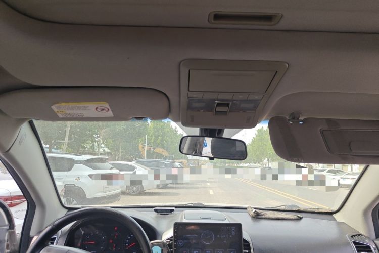 Used Chevrolet Captiva 2011 2.4 AT 7-Seater Luxury Navigation Edition Headliner
