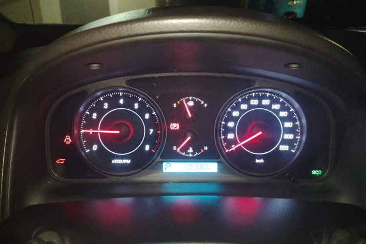 Used Chevrolet Captiva 2011 2.4 AT 5-Seater Comfort Edition Instrument Cluster