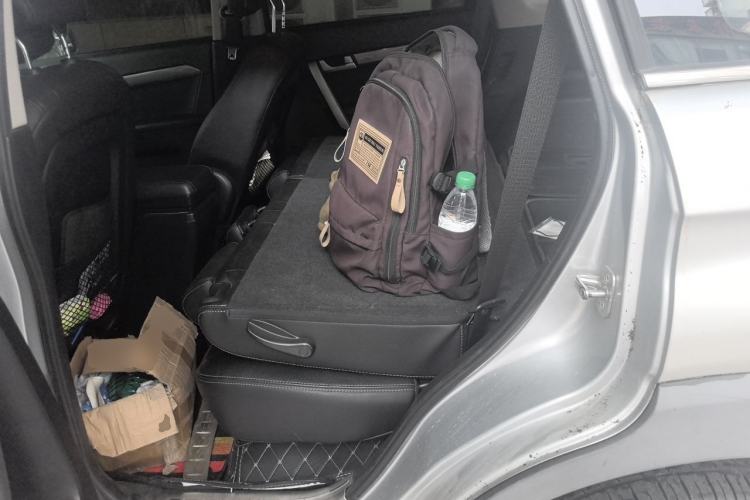 Used Chevrolet Captiva 2011 2.4 AT 7-Seater Luxury Edition Left Rear Seat