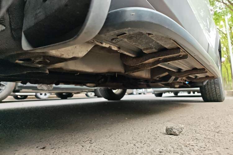 Used Chevrolet Captiva 2011 2.4 AT 7-Seater Luxury Edition Chassis Front Left