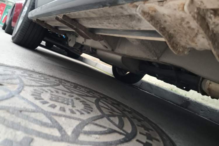 Used Chevrolet Captiva 2011 2.4 AT 5-Seater Comfort Edition Chassis Front Right