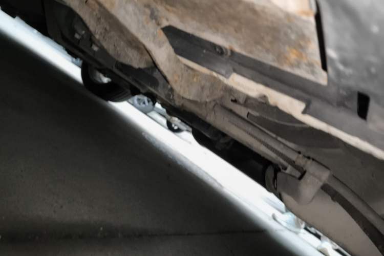Used Chevrolet Captiva 2011 2.4 AT 5-Seater Comfort Edition Chassis Rear Left