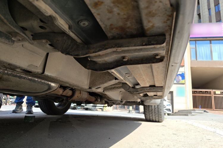 Used Chevrolet Captiva 2011 2.4 AT 7-Seater Luxury Navigation Edition Chassis Rear Right